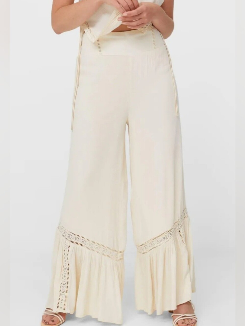 Stradivarius Cream Wide-Leg Pants Pantaloons with Crochet Detail Hem